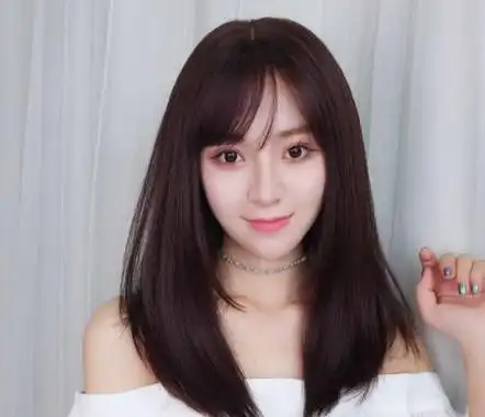 2022直发发型女中长发,柔顺迷人的直发发型