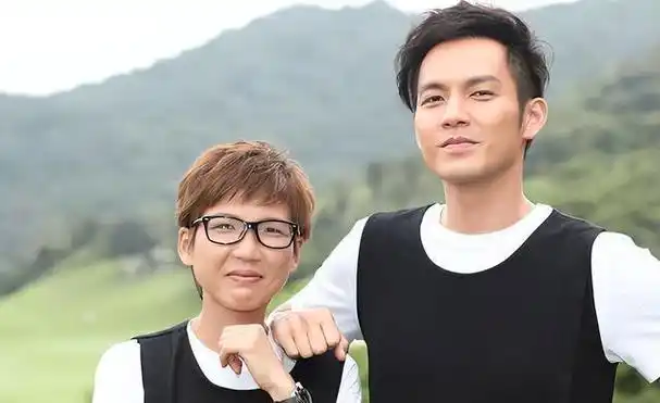 钟汉良在影视剧中总是以风度翩翩的公子哥儿亮相.