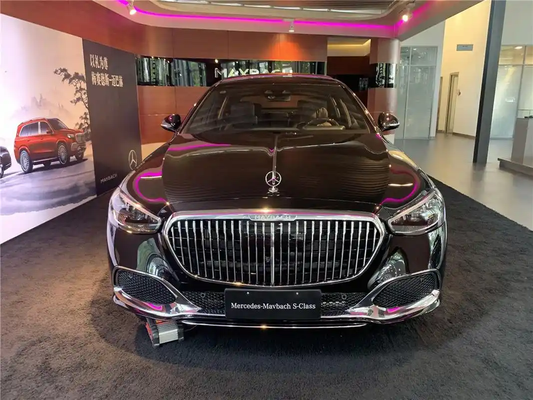 裸车超184万的奔驰s500l这款车全部落地多少?为何很少有老板买?