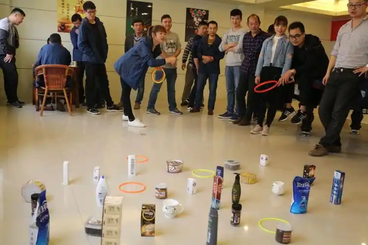 套圈圈  丰厚奖品任你选