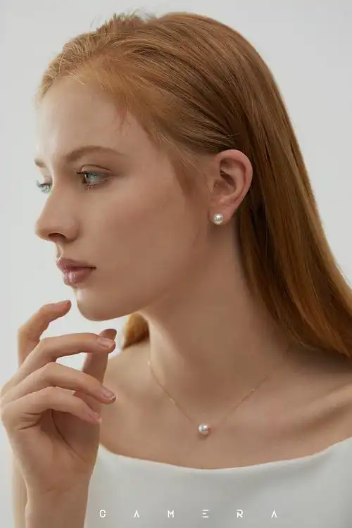 helas电商品牌 | 珍珠项链模特拍照