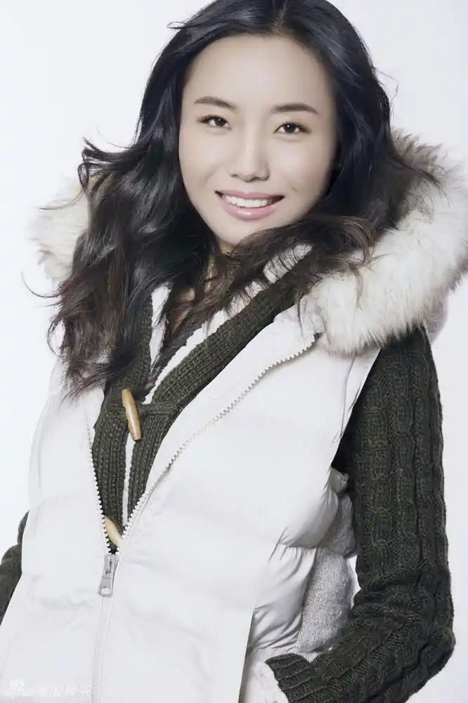 桑婷婷清新甜美写真