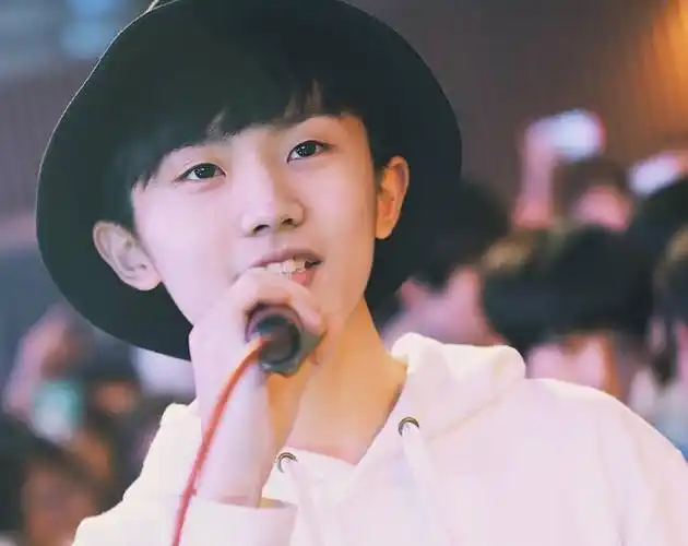 马嘉祺16岁生日快乐!看少年成长史,未来可期