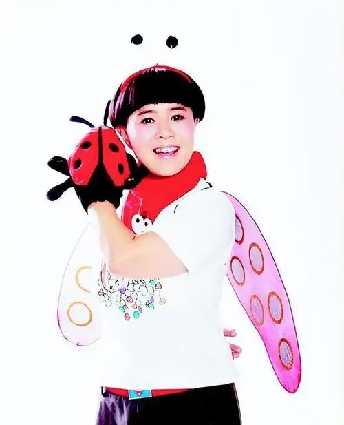 "夫妻本是同林鸟",很可惜,王宁这次也救不了"金龟子"刘纯燕