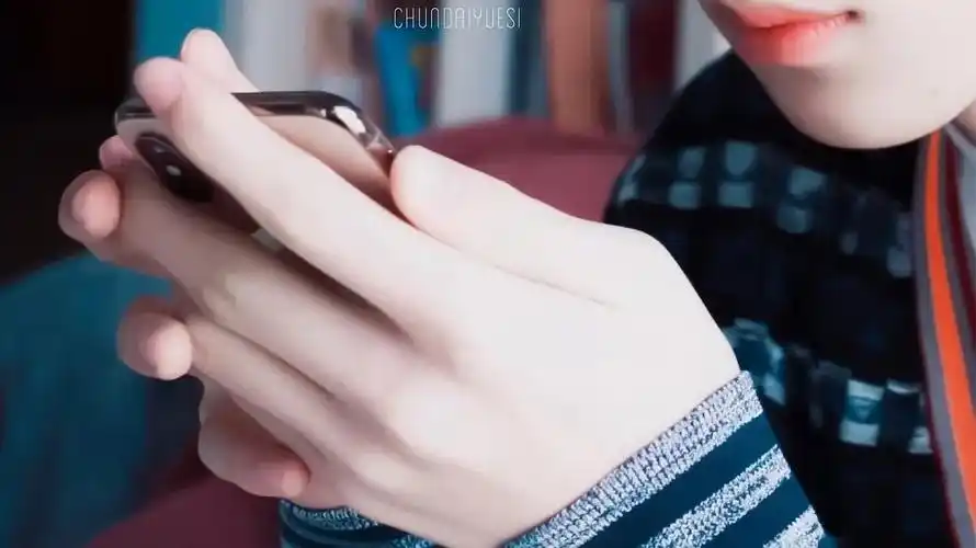 宋亚轩手控福利 (他的手是十八楼最好看的!