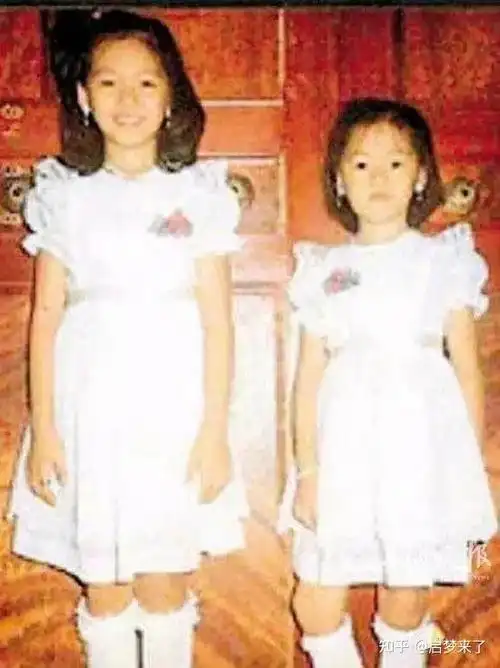 吴奇隆可爱,苏有朋呆萌,林更新搞笑,赵丽颖要哭,刘诗诗从小气质好!