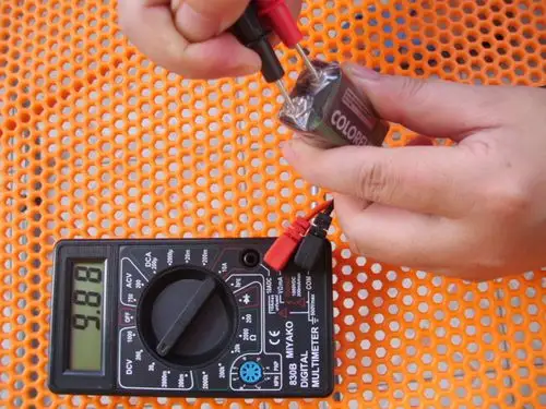 带蜂鸣及可检测电动车蓄电池 袖珍数字万用表/万能表dt830b/d特价