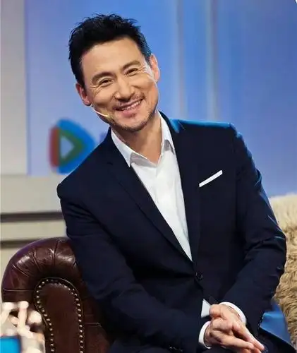 张学友受大牌驾到邀请穿的西装是订做还是什么牌子?订做的话哪里能订?