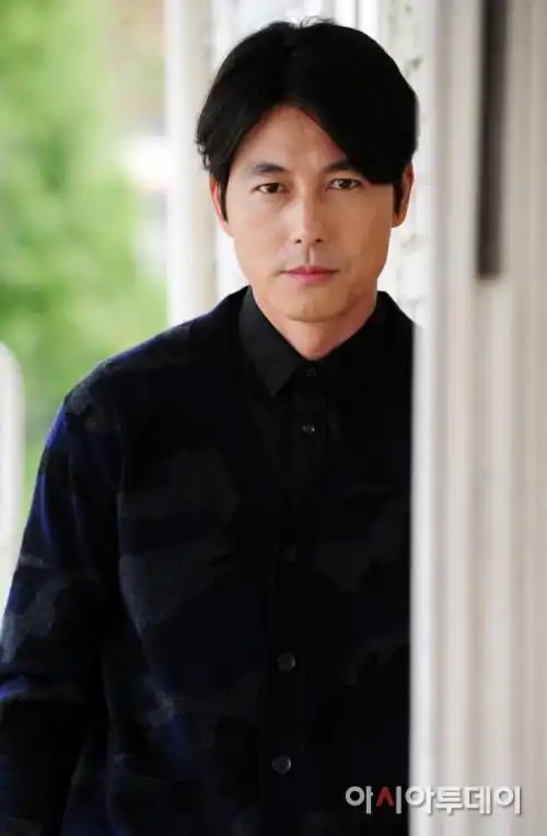 "热心暖男"郑雨盛11月3日亲自探访尼泊尔难民村 - 韩国今日亚洲