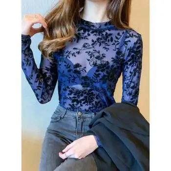 樵廿2021年春秋装新款透视镂空蕾丝植绒圆领长袖t恤女打底衫网纱上衣