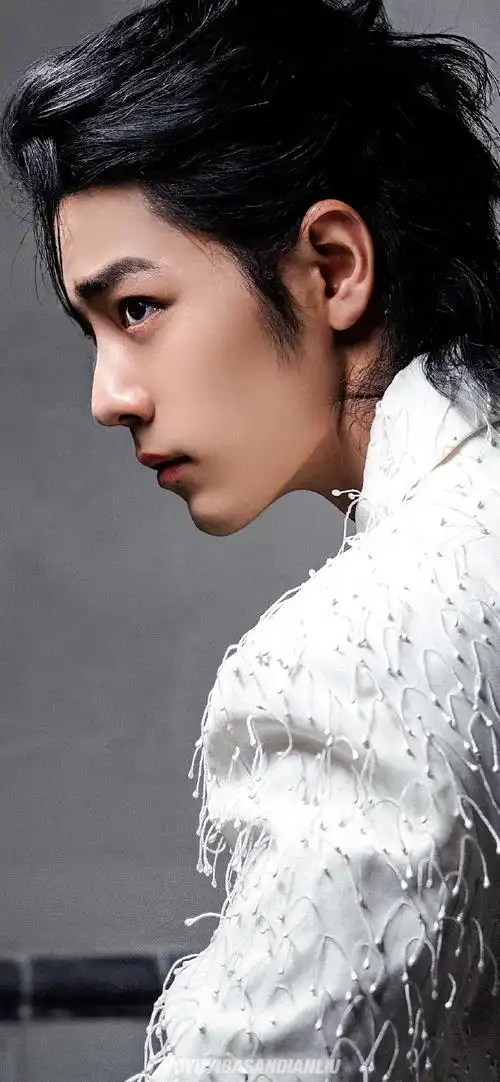 肖战工作室还让不让人睡##日常见肖战##肖战 肖战工作室##肖战gucci