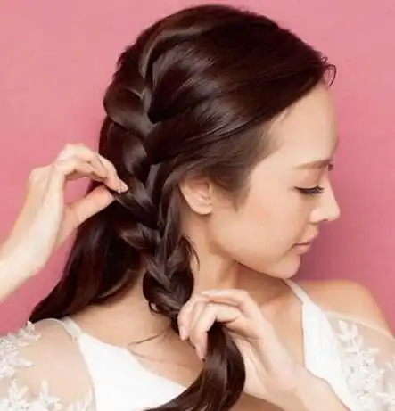 简单中长发编发如何扎简单中长发编发教程图解