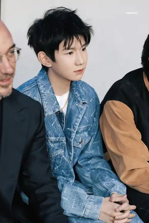 生图好帅#bally全球品牌代言人王源##王源外网生图状态#@tfboys-王源