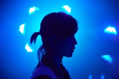 周笔畅加盟《嗨唱转起来》 再唱《岁月神偷》现场超稳治愈人心