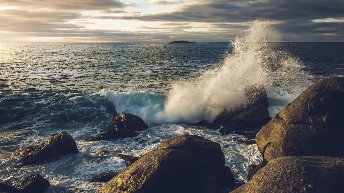 唯美海浪风景高清桌面壁纸