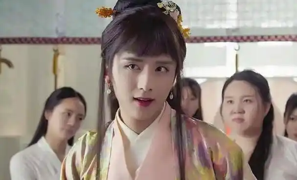 10位最美男扮女装的男明星李连杰胡歌上榜穿女装最美的男明星