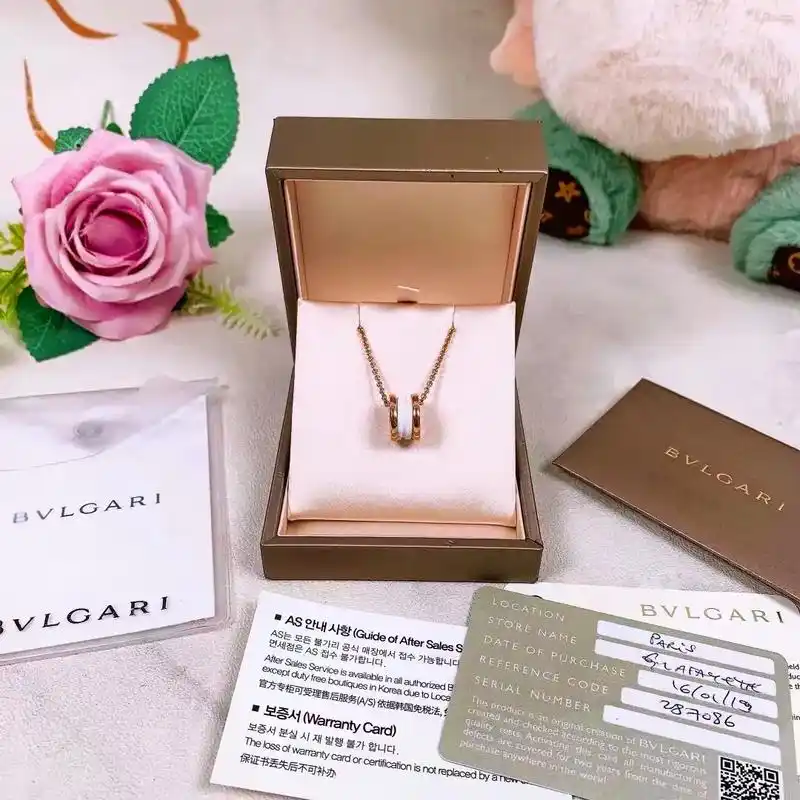 宝格丽真香.全新全套 bvlgari宝格丽 弹簧项链 白陶瓷 - 抖音