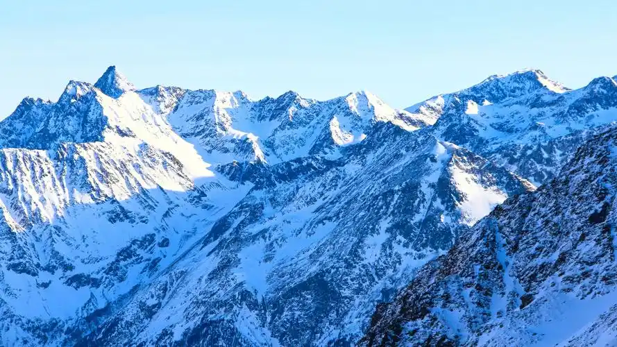 高山唯美4k雪景,自然,风景,冰天雪地,高清壁纸,桌面图片-壁纸族