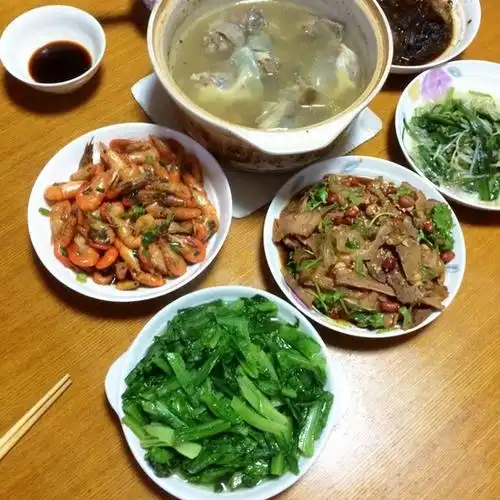 食用晚饭过晚,肥胖风险增加