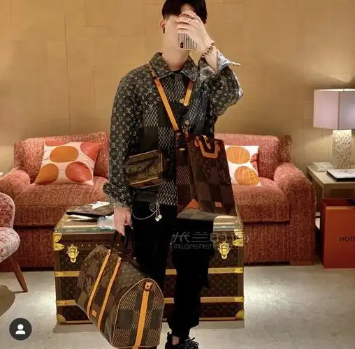 lvnigo联名系列盒子包吴亦凡同款mini软盒子老花斜跨box链条男包模特