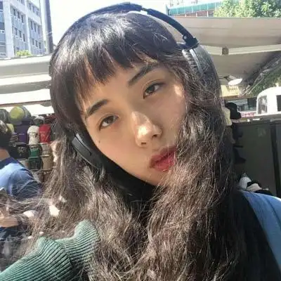 由美头网整理发布,女生头像频道提供更多与普通,真人相关的头像图片