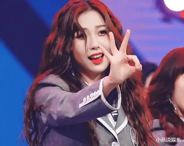 虞书欣有lisa微信不发信息,岳云鹏展现真实三观_王菲_生活_坤坤