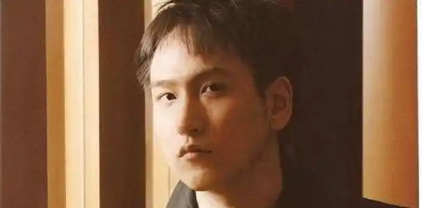 父亲生前买下上海133套房,如今每套价值上亿,儿子跻身百亿富豪_汤珈铖