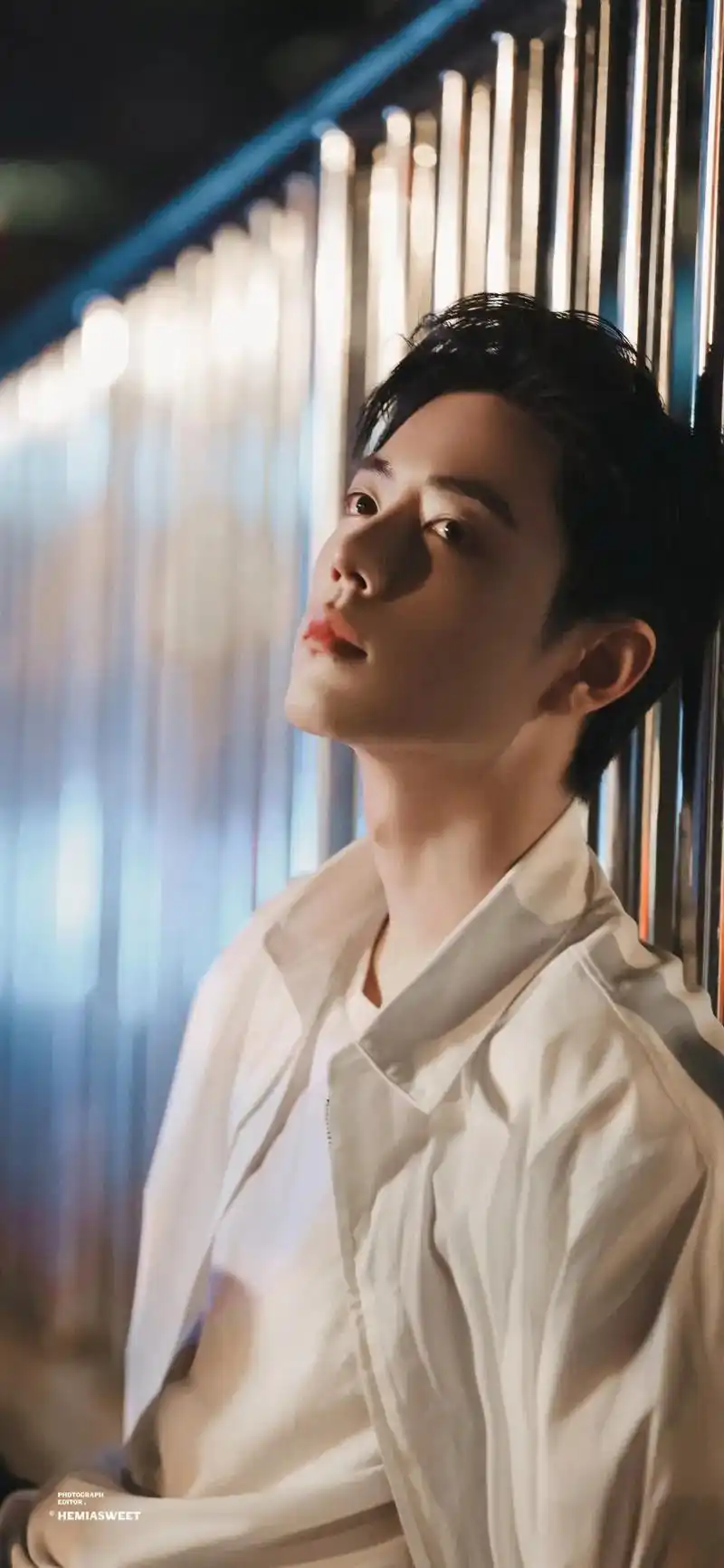 战战最新天桥大片来啦,给小室加95#这照片绝了 #肖战 #肖 - 抖音