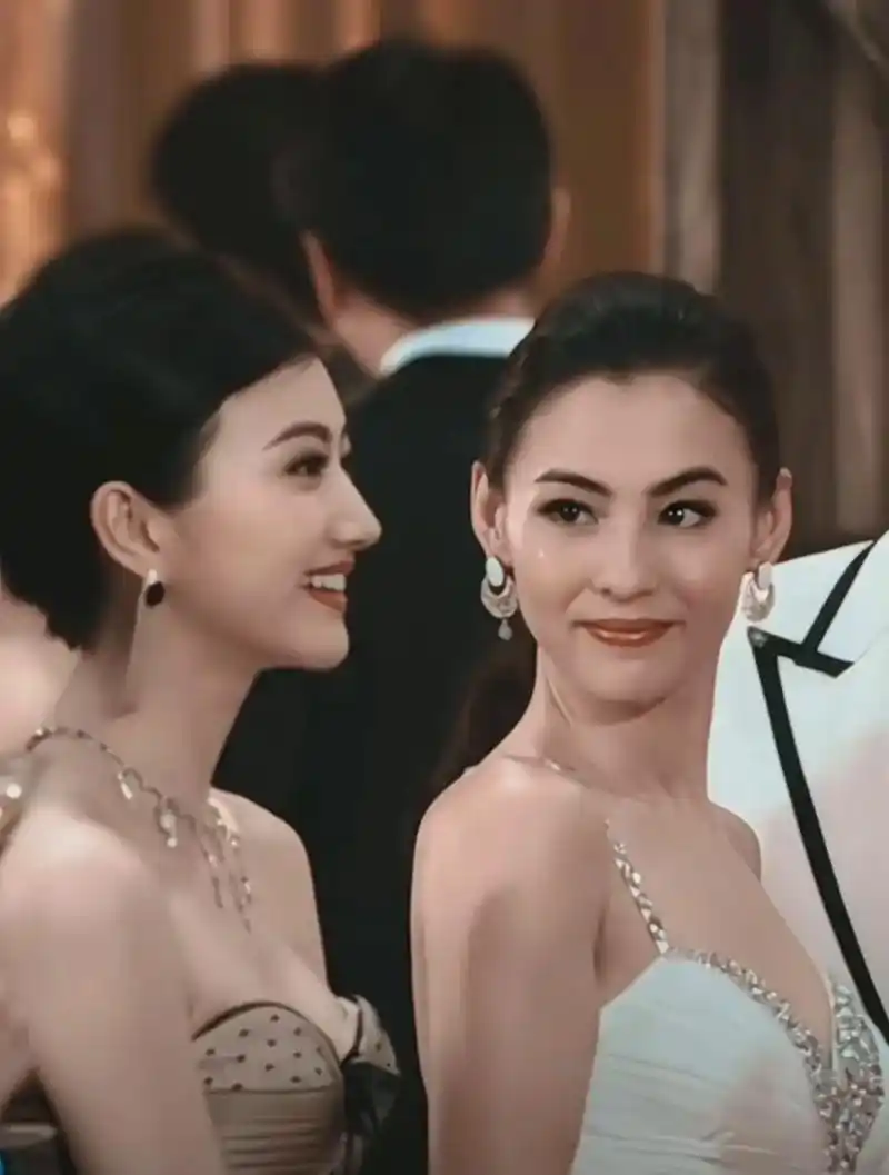 一些同框#女明星 #合照 - 抖音