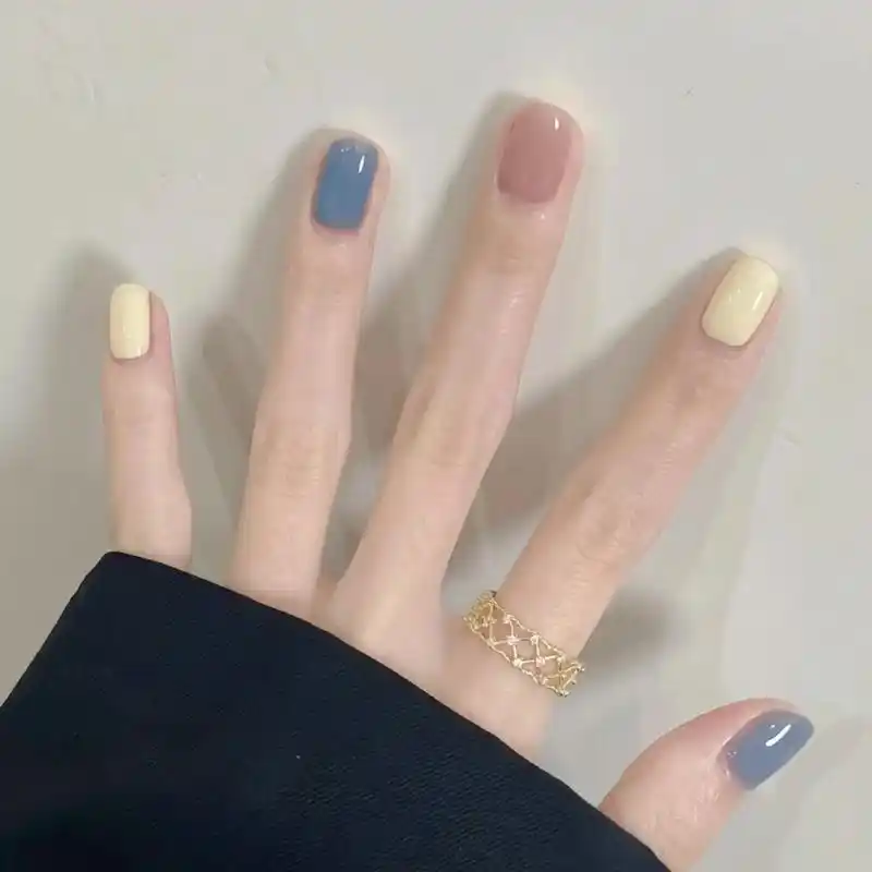 短款夏日美甲款式图片美甲图片去做美甲.#美甲 #短指甲也可以 - 抖音