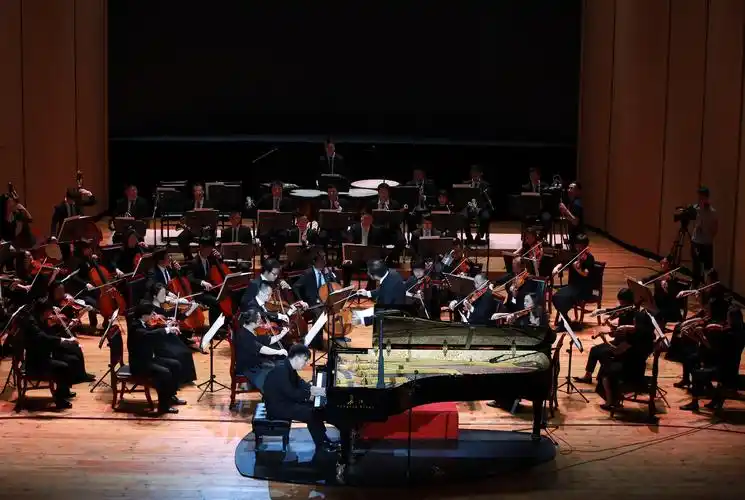 "第七届长江钢琴音乐节"闭幕音乐会