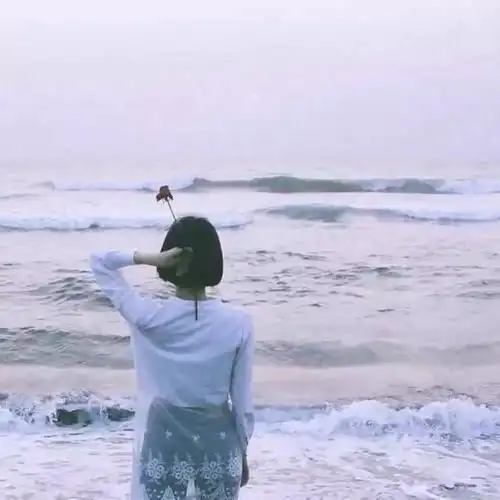 女生头像背影文艺小清新by倾城之光i