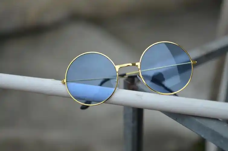 厂家直销时尚圆形太子脚反光彩膜眼镜反光钓鱼墨镜