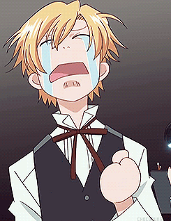 动漫 握拳 大哭 激动