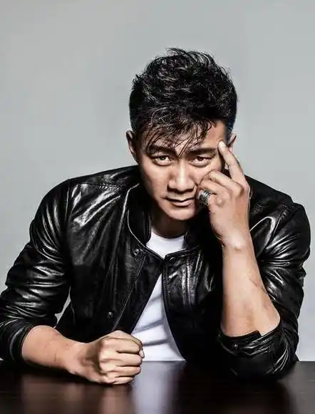 荧幕上男人味十足的几位明星,胡军上榜_萧峰_孙红蕾_电视剧