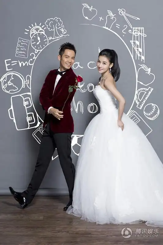 钟汉良贾青甜蜜封面大片 郎才女貌携手恭贺新年【7】