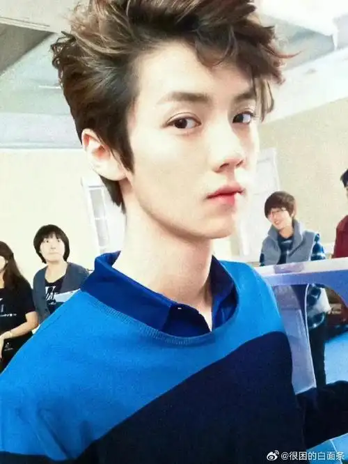 鹿晗五哈出发路透