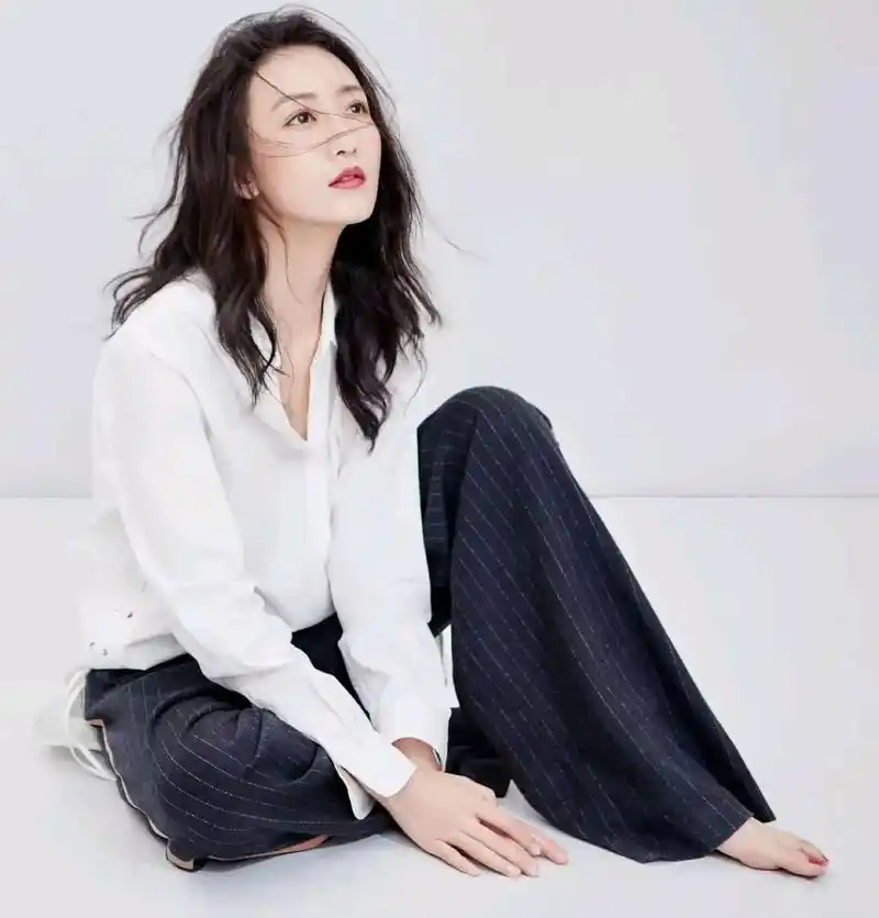 王鸥又有颜值又有好的身材,每一次造型都让人感到惊艳,是那种很耐看的