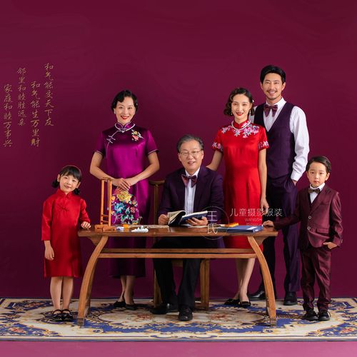 全家福亲子装一家六口新年装旗袍2022年展会新款影楼西装家庭装