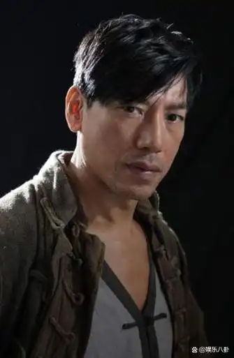 备受香港观众关注的男演员张耀扬,尽管已经离开演艺界多年,但每次现身