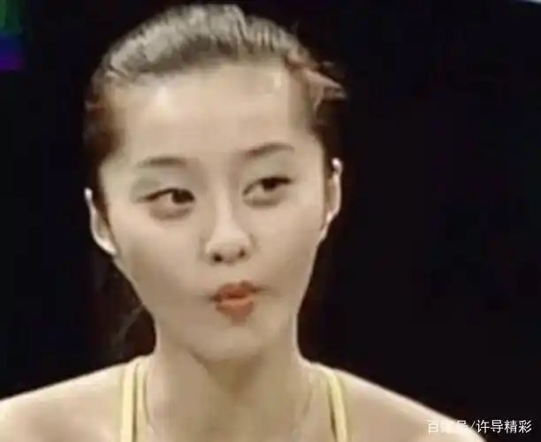 一组明星老照片,未成年的奶茶妹,刚出道的范冰冰,谁最让你怀念