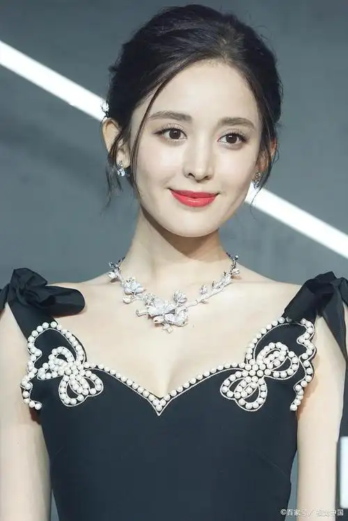 古力娜扎与刘亦菲的绝美对决!