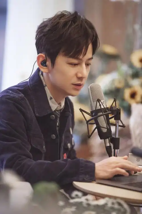 何炅- 堆糖,美图壁纸兴趣社区