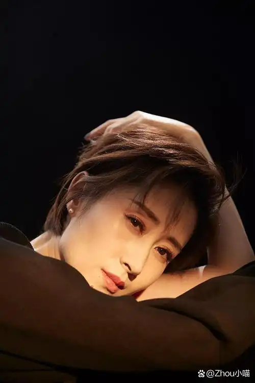 刘敏涛:中年叛逆的觉醒 刘敏涛44岁的中年叛逆并不是一次红尘的旅程