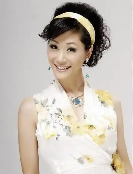 近日,淡出观众视线许久的于文华,因一段视频又被送上热搜.