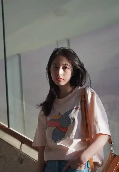 《从结婚到恋爱》,实力圈粉,网友表示:周雨彤,最近好迷人啊_气质_许魏