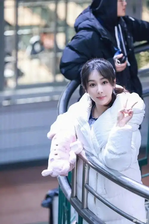 转发这个杨紫欧气满满