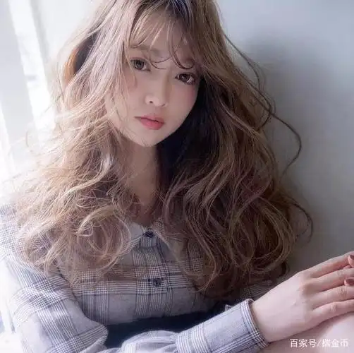 2020依然流行日系空气烫发卷