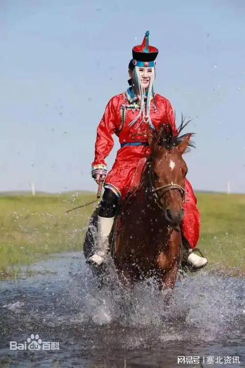 著名歌手格格被评为温暖中国2022中国公益形象大使代言人