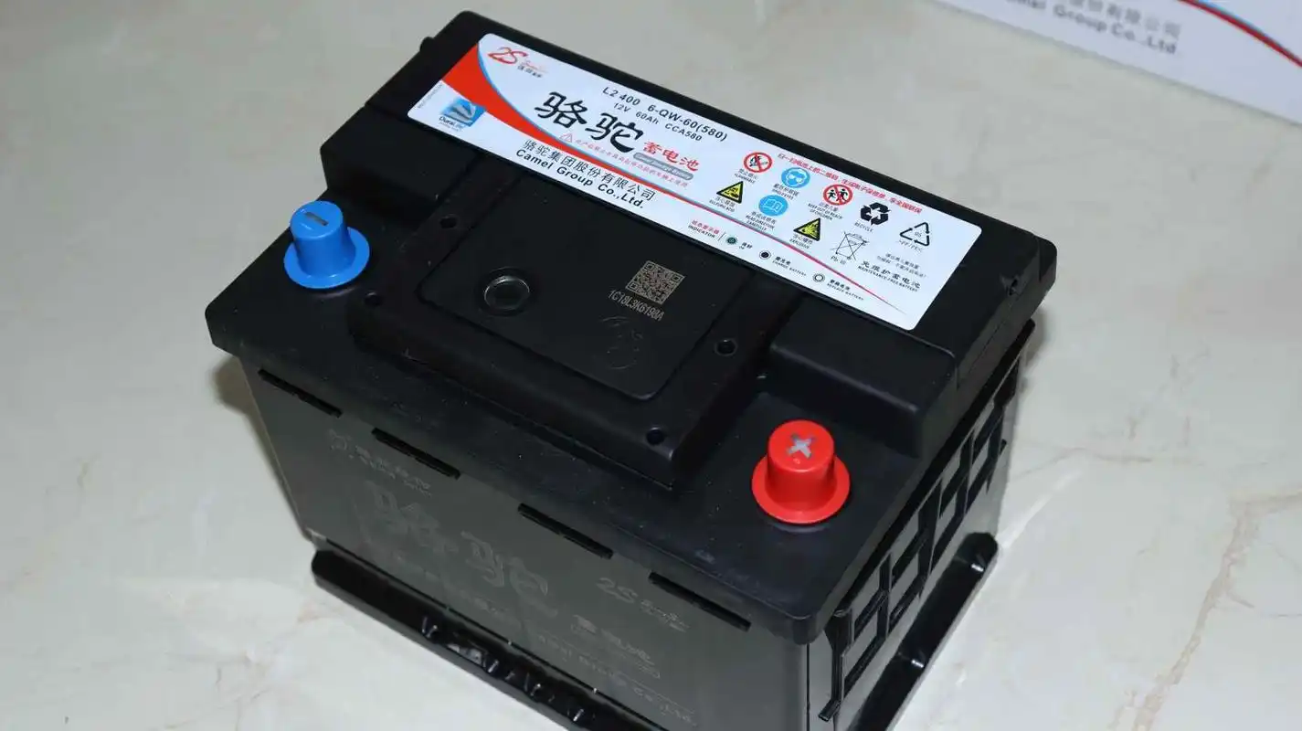 2,1更换蓄电池的注意事项 首先需要说明的是,目前很多车辆已经采用了